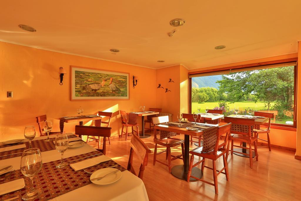 Hotel Y Cabanas Patagonia Green Puerto Aysen Exterior foto